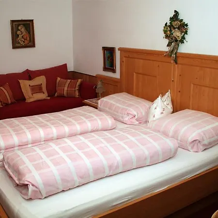 Edelweiss Hotel 3*